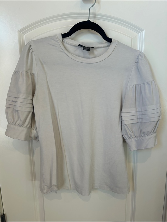 Gracias Tops - Puff Sleeve Crewneck Top in Light Gray